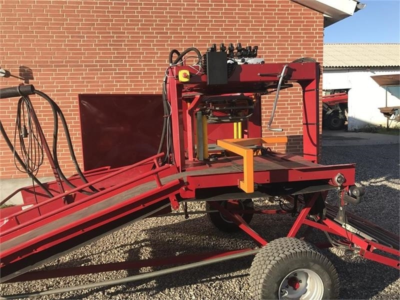 Pomi Miniwrap 100 - Bale wrapper: picture 2 Pomi Miniwrap 100 - Bale wrapper: picture 2