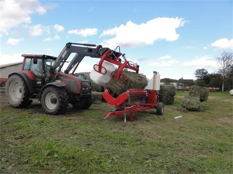 Pomi Wrap 200 - Bale wrapper: picture 5 Pomi Wrap 200 - Bale wrapper: picture 5