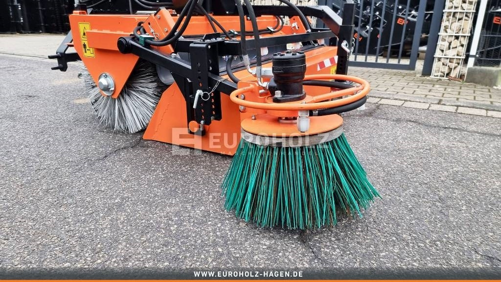 New Broom for Municipal/ Special vehicle Kehrmaschine ZM 1400 für Radlader: picture 6