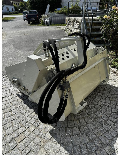 Cat Cat Landscape Rake LR15 - Attachment: picture 5 Cat Cat Landscape Rake LR15 - Attachment: picture 5