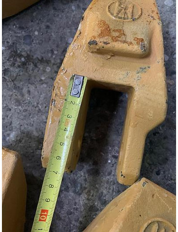 Ersatzzahn klein passend zu Hammer RH25 Abbruchpulverisierer - Hydraulic hammer: picture 5 Ersatzzahn klein passend zu Hammer RH25 Abbruchpulverisierer - Hydraulic hammer: picture 5