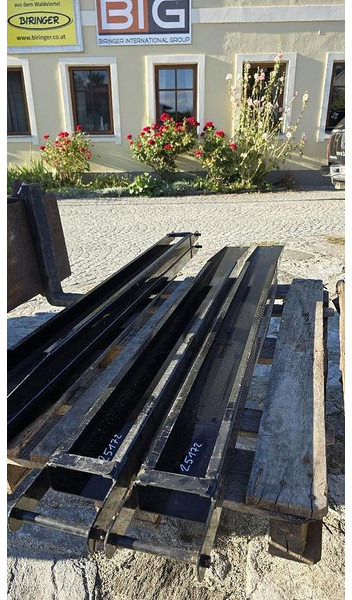 Palettengabelverlängerung 180cm Anbaulänge - Forks for Material handling equipment: picture 1 Palettengabelverlängerung 180cm Anbaulänge - Forks for Material handling equipment: picture 1
