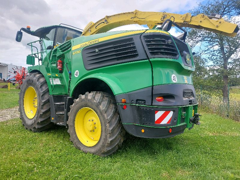 John Deere 9700i - Harvester: picture 1 John Deere 9700i - Harvester: picture 1