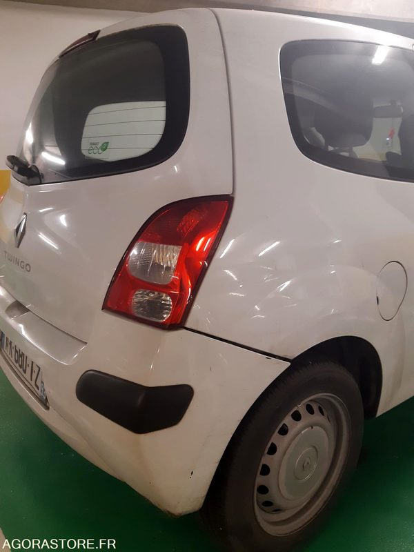 2010 - RENAULT TWINGO II - Car: picture 4 2010 - RENAULT TWINGO II - Car: picture 4