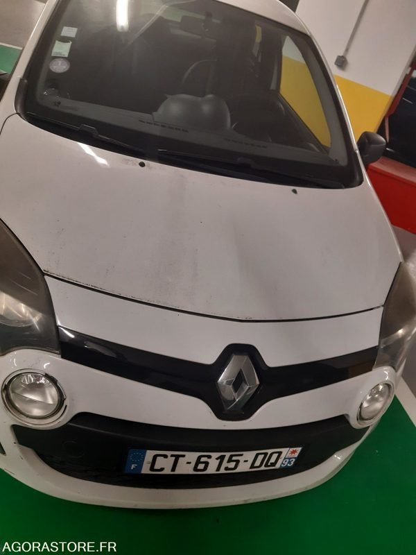 2013 - RENAULT TWINGO II - Car: picture 2 2013 - RENAULT TWINGO II - Car: picture 2
