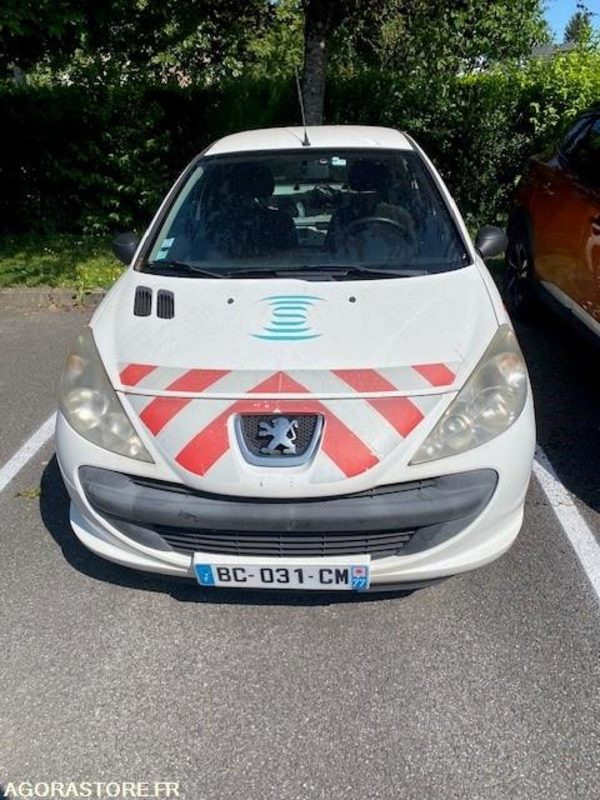 206+ AFFAIRE PACK CD CLIM 1.4 HDI BLUE LION 70 CV - 2010 / 185 000 KM - Car: picture 3 206+ AFFAIRE PACK CD CLIM 1.4 HDI BLUE LION 70 CV - 2010 / 185 000 KM - Car: picture 3