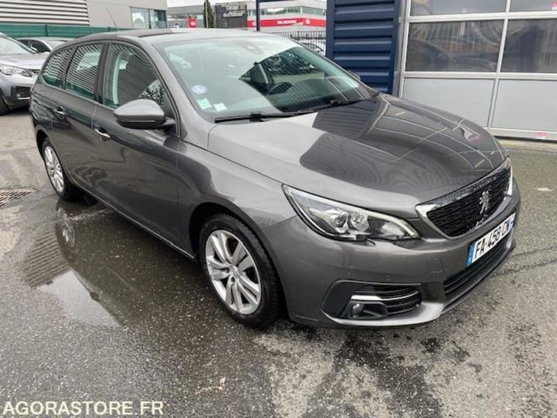 308 II SW ACTIVE BUSINESS PT 130cv EAT8 . 08/2018 . 141000 km - Car: picture 4 308 II SW ACTIVE BUSINESS PT 130cv EAT8 . 08/2018 . 141000 km - Car: picture 4
