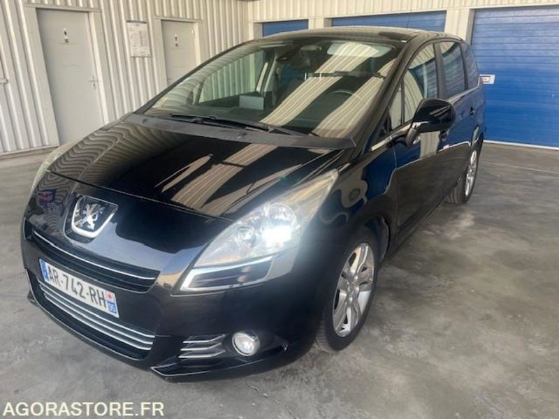 5008 PREMIUM 1.6 HDI 110cv 5 PLACES. 05/2010 . 255500 km - Car: picture 1 5008 PREMIUM 1.6 HDI 110cv 5 PLACES. 05/2010 . 255500 km - Car: picture 1