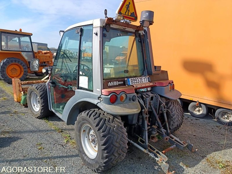 8993-ZE-17 Mini tracteur AEBI TT270 - Farm tractor: picture 5 8993-ZE-17 Mini tracteur AEBI TT270 - Farm tractor: picture 5