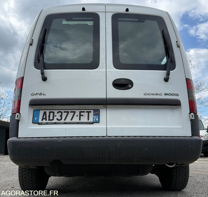 AD377FT- Fourgonnette OPEL COMBO GNV - Small van: picture 5 AD377FT- Fourgonnette OPEL COMBO GNV - Small van: picture 5