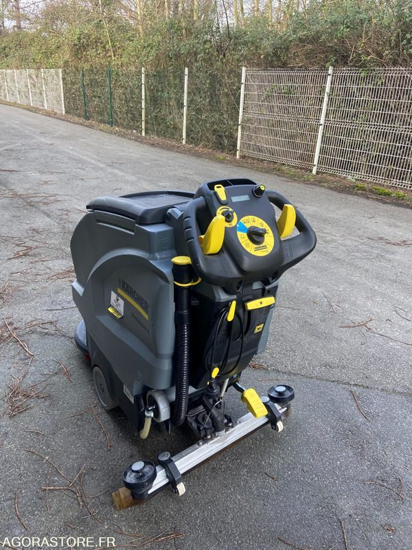 AUTOLAVEUSE AUTOTRACTEE KARCHER - 2019 - Scrubber dryer: picture 2 AUTOLAVEUSE AUTOTRACTEE KARCHER - 2019 - Scrubber dryer: picture 2
