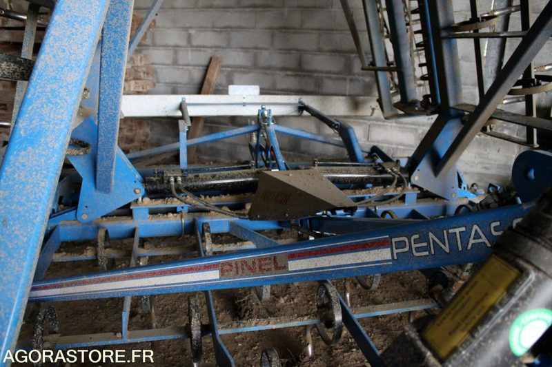 VIBROCULTEUR - 2022 - TRES BON ETAT - Agricultural machinery: picture 3 VIBROCULTEUR - 2022 - TRES BON ETAT - Agricultural machinery: picture 3