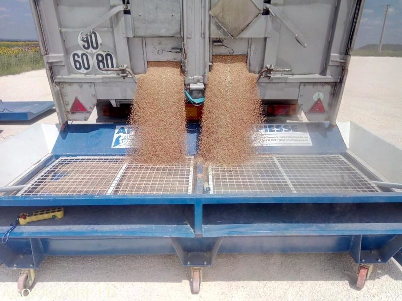 Agricultural machinery ensacheuse/boudineuse/ensileuse pour grains céréales mise en service 2017: picture 7