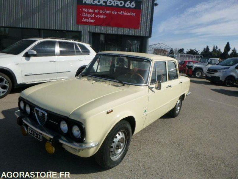 Alfa Romeo Giulia - 1976 - 92500km - COLLECTION - Livret d'origine - Car: picture 1 Alfa Romeo Giulia - 1976 - 92500km - COLLECTION - Livret d'origine - Car: picture 1