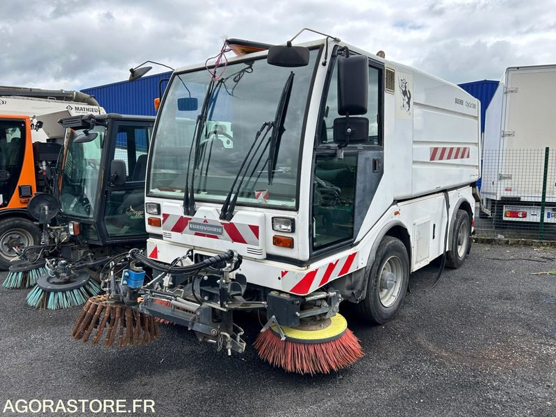 BALAYEUSE DE VOIRIE - BUCHER CITYCAT 5000 - 2007 - Road sweeper: picture 3 BALAYEUSE DE VOIRIE - BUCHER CITYCAT 5000 - 2007 - Road sweeper: picture 3