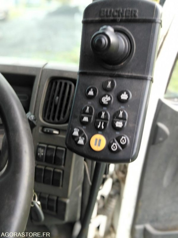 BALAYEUSE DM-075-AD - Road sweeper: picture 5 BALAYEUSE DM-075-AD - Road sweeper: picture 5