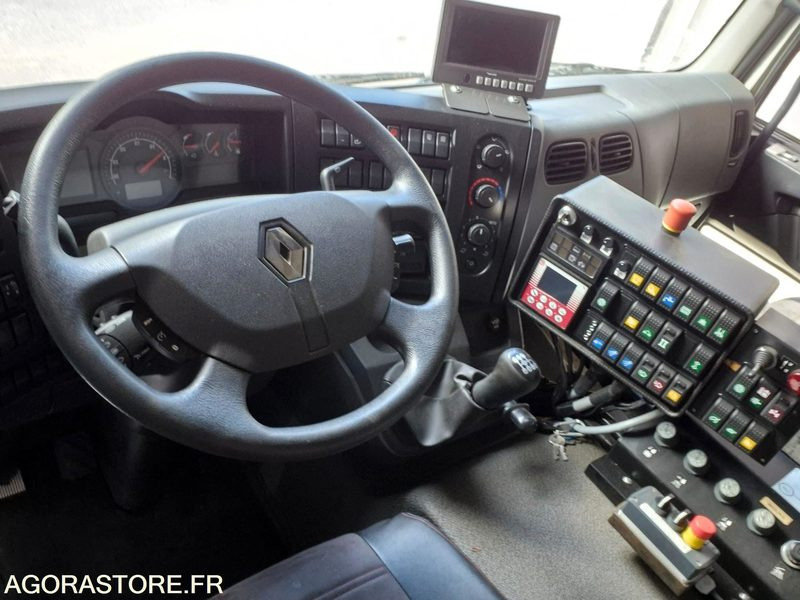 BALAYEUSE SEMAT ET CHASSIS RENAULT 2018 - 64104 - Road sweeper: picture 5 BALAYEUSE SEMAT ET CHASSIS RENAULT 2018 - 64104 - Road sweeper: picture 5