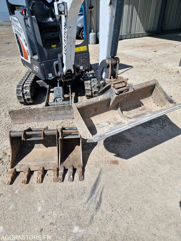 BOBCAT E17 2024 400h - Mini excavator: picture 3 BOBCAT E17 2024 400h - Mini excavator: picture 3
