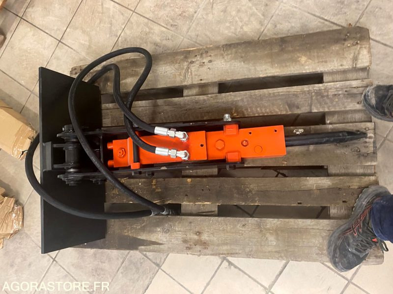 BRH - Brise Roche Hydraulique pour porte outils - Construction equipment: picture 5 BRH - Brise Roche Hydraulique pour porte outils - Construction equipment: picture 5