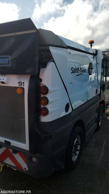 Balayeuse SCHMIDT - 2019 - Road sweeper: picture 4 Balayeuse SCHMIDT - 2019 - Road sweeper: picture 4