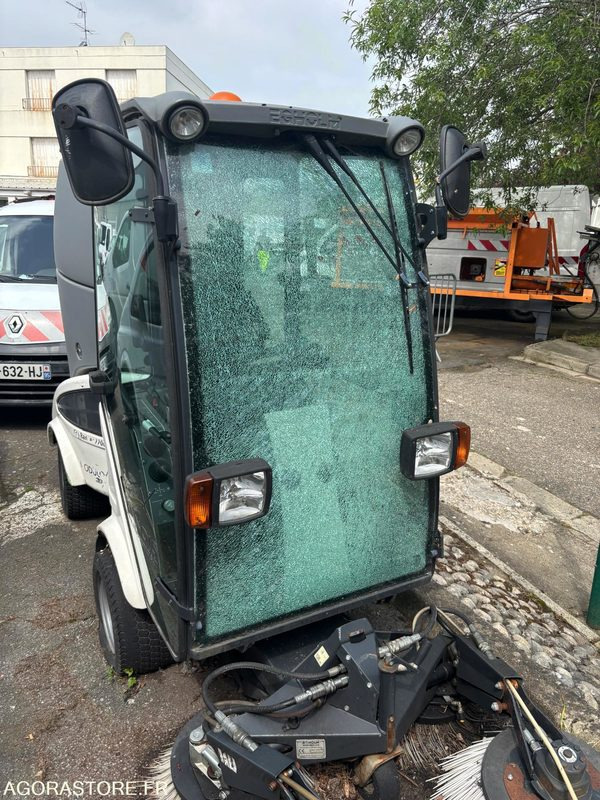 Balayeuse moduflex 2200T - Road sweeper: picture 1 Balayeuse moduflex 2200T - Road sweeper: picture 1