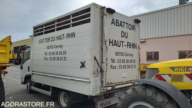 Bétaillère abattoir ISUZU - 2008 - Livestock truck: picture 4 Bétaillère abattoir ISUZU - 2008 - Livestock truck: picture 4