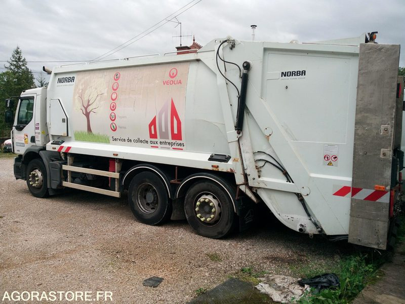 Bom Renault 320DXI - Garbage truck: picture 3 Bom Renault 320DXI - Garbage truck: picture 3