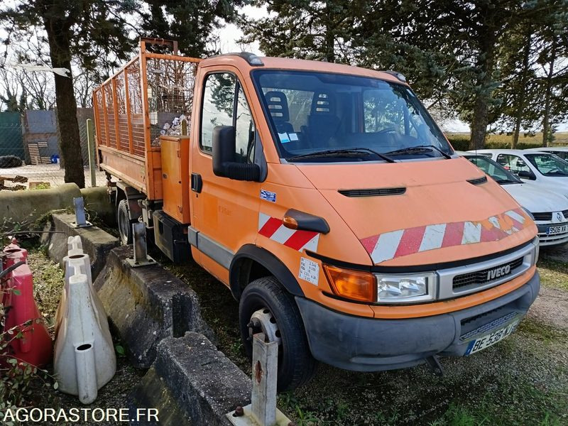 CAMION IVECO DAILY 65 C15 - Tribenne be-538-nj - Tipper van: picture 2 CAMION IVECO DAILY 65 C15 - Tribenne be-538-nj - Tipper van: picture 2