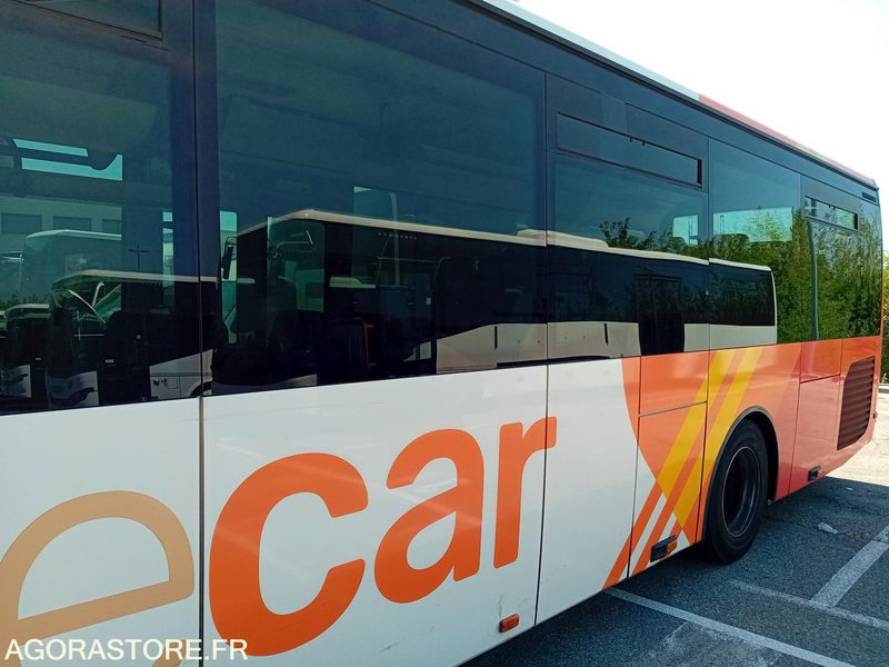 CAR IRISBUS CROSSXAY LE 22272 MEC 2014 579652KM DC-939-KT - School bus: picture 4 CAR IRISBUS CROSSXAY LE 22272 MEC 2014 579652KM DC-939-KT - School bus: picture 4