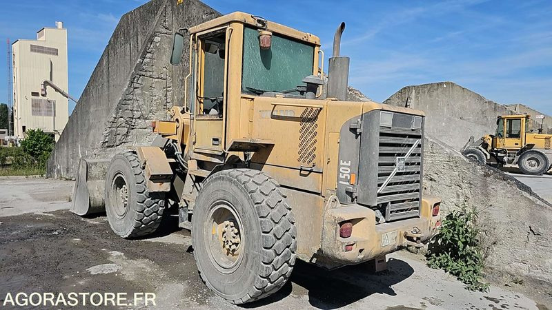 CHARGEUR SUR PNEUS VOLVO L50E - L50EV71644 - 2006 / 4658 HEURES - Loader: picture 2 CHARGEUR SUR PNEUS VOLVO L50E - L50EV71644 - 2006 / 4658 HEURES - Loader: picture 2