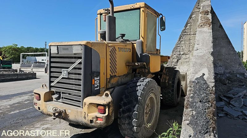 CHARGEUR SUR PNEUS VOLVO L50E - L50EV71644 - 2006 / 4658 HEURES - Loader: picture 3 CHARGEUR SUR PNEUS VOLVO L50E - L50EV71644 - 2006 / 4658 HEURES - Loader: picture 3