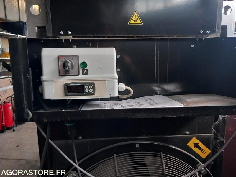 CHAUFFAGE AIR CHAUD FIOUL N° SERIE 53700548 - 2017 - Tool/ Equipment: picture 3 CHAUFFAGE AIR CHAUD FIOUL N° SERIE 53700548 - 2017 - Tool/ Equipment: picture 3