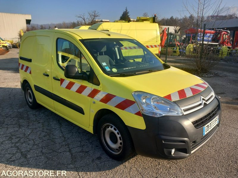 CITROËN BERLINGO VU BLUE HDI100 ETG6 (FC0115) - Small van: picture 1 CITROËN BERLINGO VU BLUE HDI100 ETG6 (FC0115) - Small van: picture 1