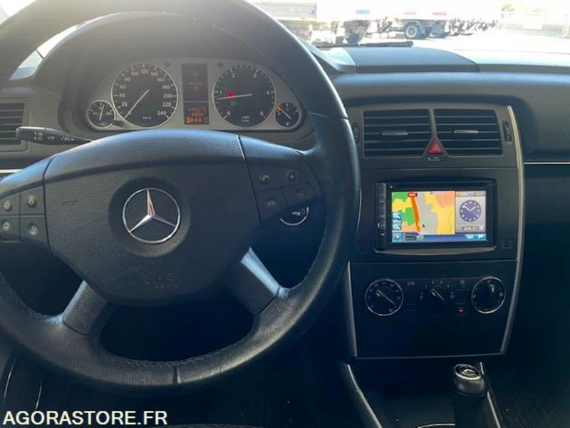 CLASSE B OPTIMUM DESIGN 180 CDI BVA 165050 km - Car: picture 5 CLASSE B OPTIMUM DESIGN 180 CDI BVA 165050 km - Car: picture 5
