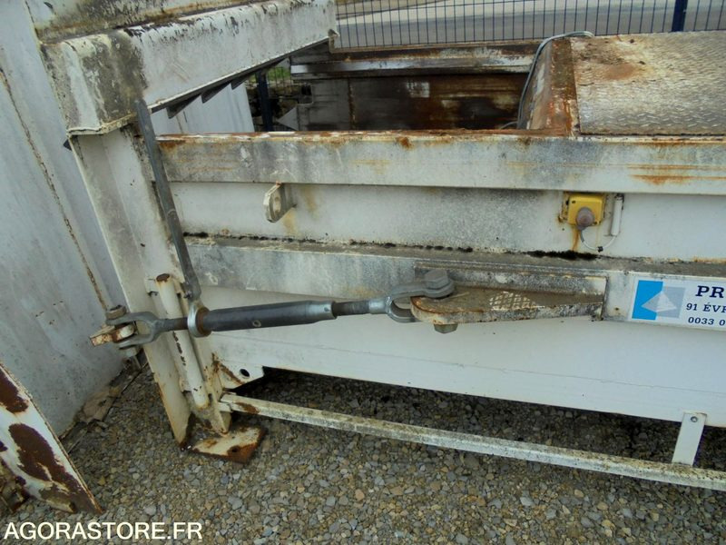 COMPACTEUR DECHET - PRESSOR AN 2006 - Tool/ Equipment: picture 5 COMPACTEUR DECHET - PRESSOR AN 2006 - Tool/ Equipment: picture 5