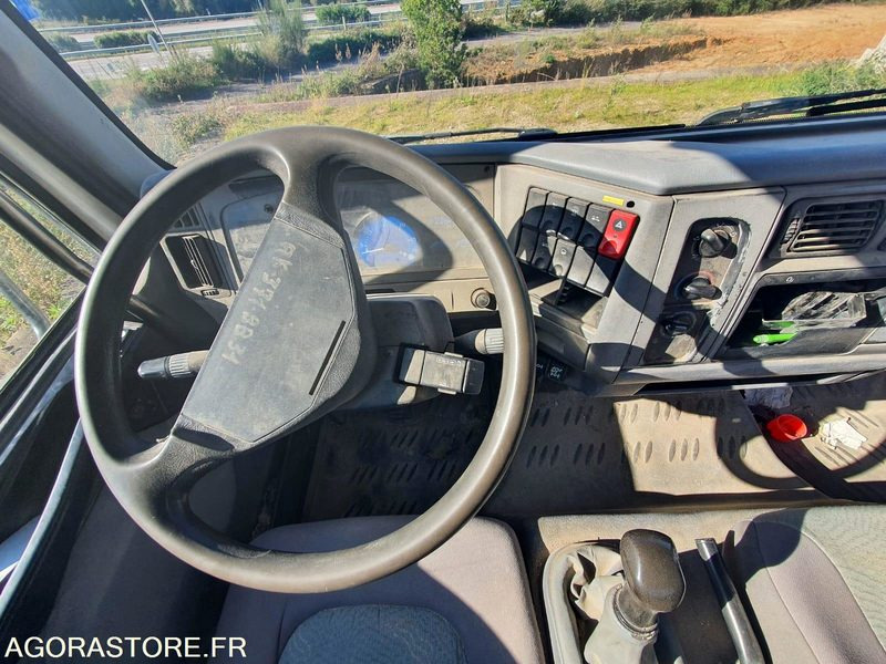 Camion Benne Renault Midlum -2005 - 13t5 - 250000km - Tipper: picture 3 Camion Benne Renault Midlum -2005 - 13t5 - 250000km - Tipper: picture 3
