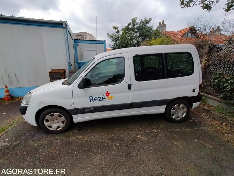 Citroen Berlingo Combispace ESS+GNV - 2007 - 62683kms - Car: picture 2 Citroen Berlingo Combispace ESS+GNV - 2007 - 62683kms - Car: picture 2