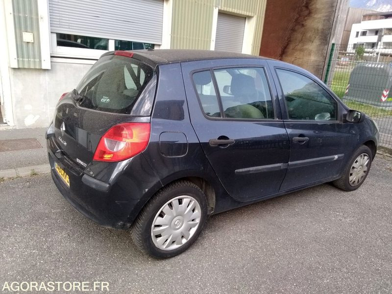 Clio 1.5 dci 1er main du 10.07.2007 131100kms type MRE5222EF558 - Car: picture 2 Clio 1.5 dci 1er main du 10.07.2007 131100kms type MRE5222EF558 - Car: picture 2
