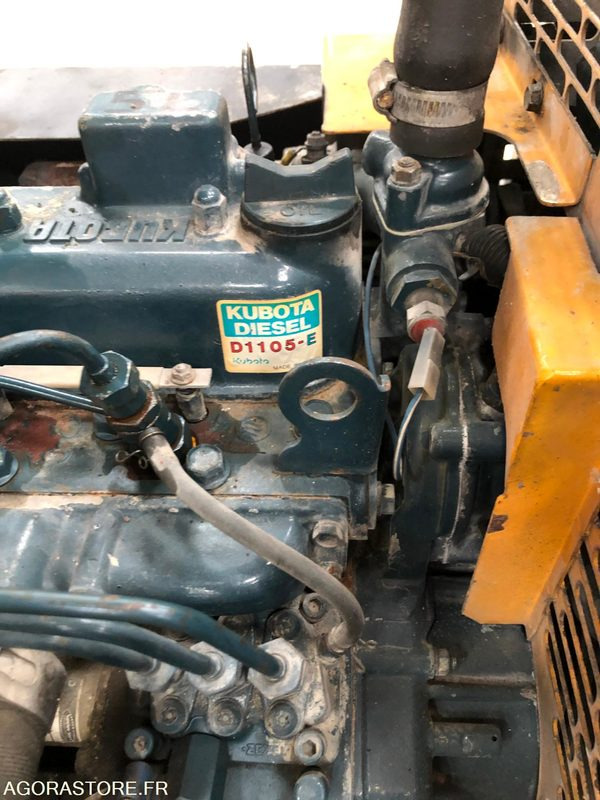 Compresseur à vis INGERSOLL RAND - 2m3 - Air compressor: picture 4 Compresseur à vis INGERSOLL RAND - 2m3 - Air compressor: picture 4