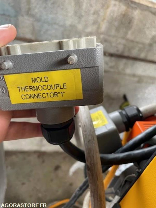 Controleur de moules ALTANIUM HUSKY - Tool/ Equipment: picture 4 Controleur de moules ALTANIUM HUSKY - Tool/ Equipment: picture 4