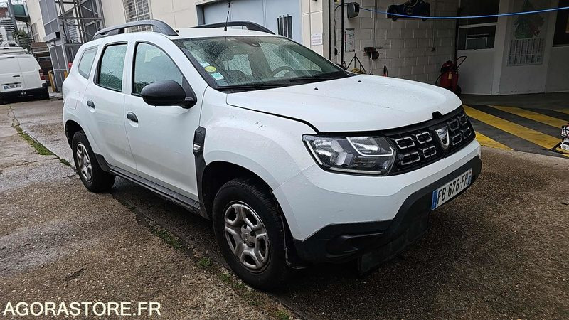DACIA DUSTER - FB767FH - Car: picture 2 DACIA DUSTER - FB767FH - Car: picture 2