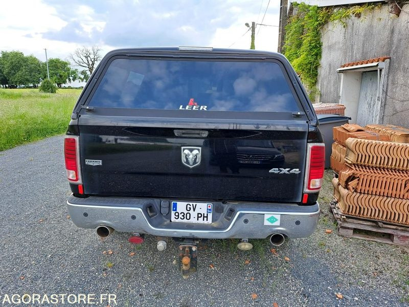 DODGE RAM-V8-400CV-2013-178000KMS - TRES BON ETAT - Car: picture 5 DODGE RAM-V8-400CV-2013-178000KMS - TRES BON ETAT - Car: picture 5