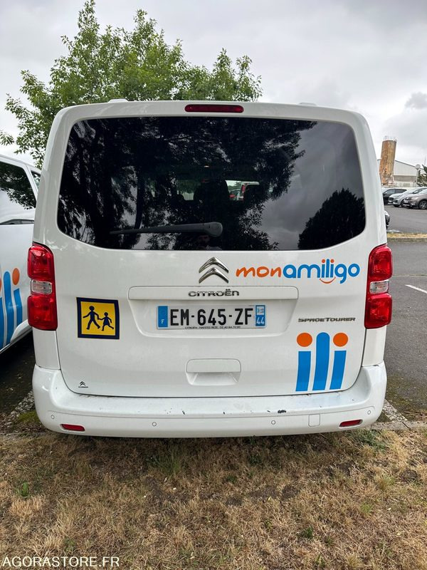 EM-645-ZF - Roulant - VP - 9 Places - Jumpy SPACE TOURER - 210 716 Kms - Minibus, Passenger van: picture 5 EM-645-ZF - Roulant - VP - 9 Places - Jumpy SPACE TOURER - 210 716 Kms - Minibus, Passenger van: picture 5