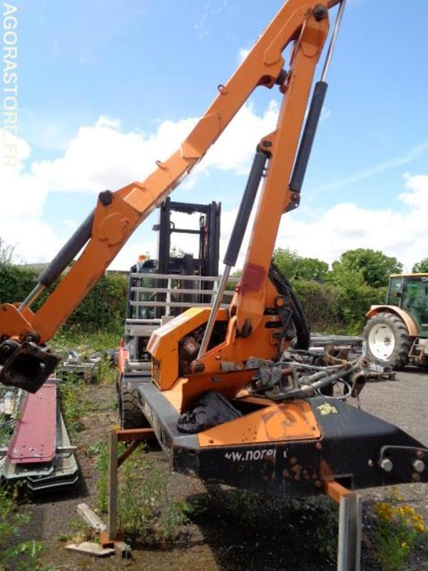 Epareuse NOREMAT OPTIMA M56 ED ANNEE 2012 6325 HEURES (D3821) - Garden equipment: picture 3 Epareuse NOREMAT OPTIMA M56 ED ANNEE 2012 6325 HEURES (D3821) - Garden equipment: picture 3