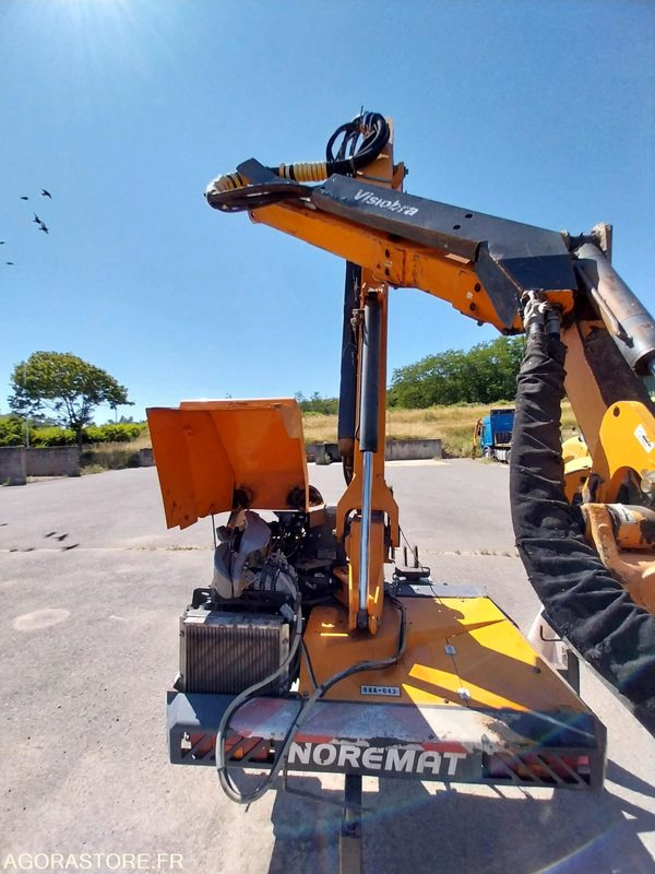 Epareuse NOREMAT VISIOBRA M57TE + Tête de fauchage NOREMAT - Boom mower: picture 1 Epareuse NOREMAT VISIOBRA M57TE + Tête de fauchage NOREMAT - Boom mower: picture 1
