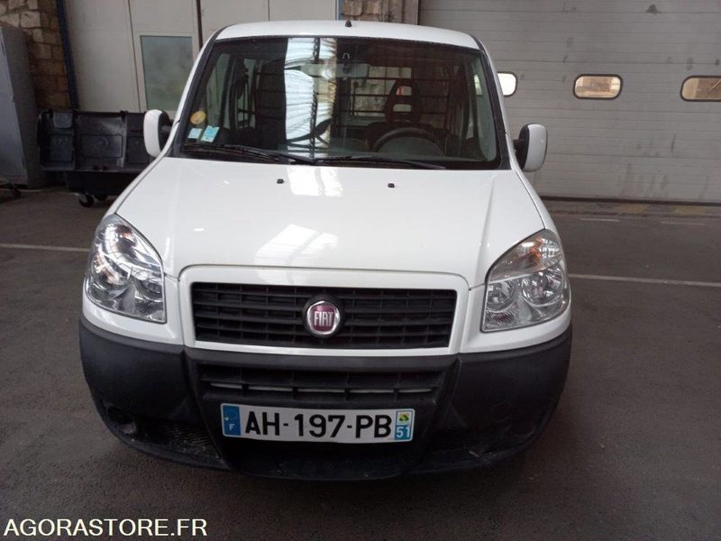 FIAT DOBLO AH-197-PB - Small van: picture 1 FIAT DOBLO AH-197-PB - Small van: picture 1