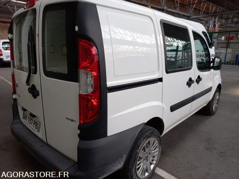 FIAT DOBLO AH-197-PB - Small van: picture 5 FIAT DOBLO AH-197-PB - Small van: picture 5