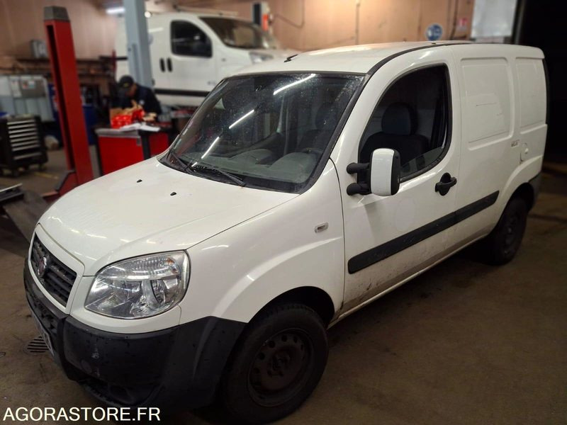 FIAT DOBLO CARGO 2 - Small van: picture 1 FIAT DOBLO CARGO 2 - Small van: picture 1