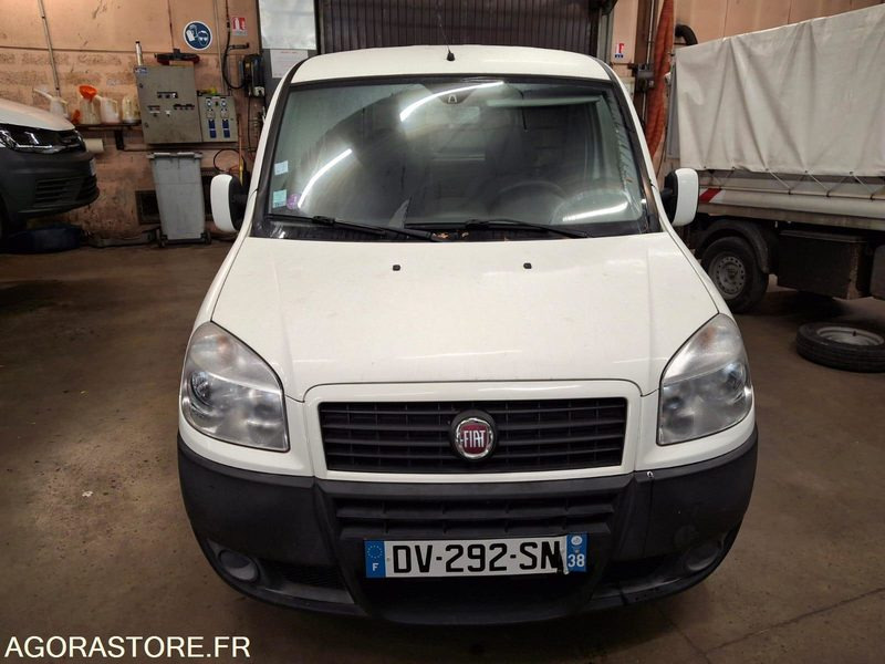 FIAT DOBLO CARGO - Small van: picture 2 FIAT DOBLO CARGO - Small van: picture 2