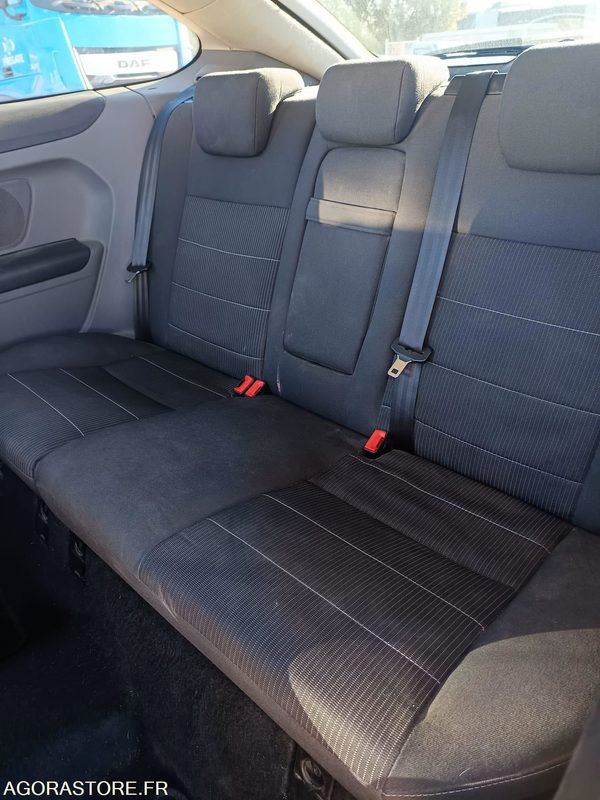 Car FORD FOCUS 1.6 TDCI 90CH - 2009 - 187000KMS: picture 12 Car FORD FOCUS 1.6 TDCI 90CH - 2009 - 187000KMS: picture 12